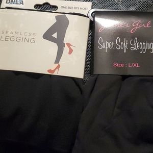 TWO Leggings. Seamless Legging & Super Soft